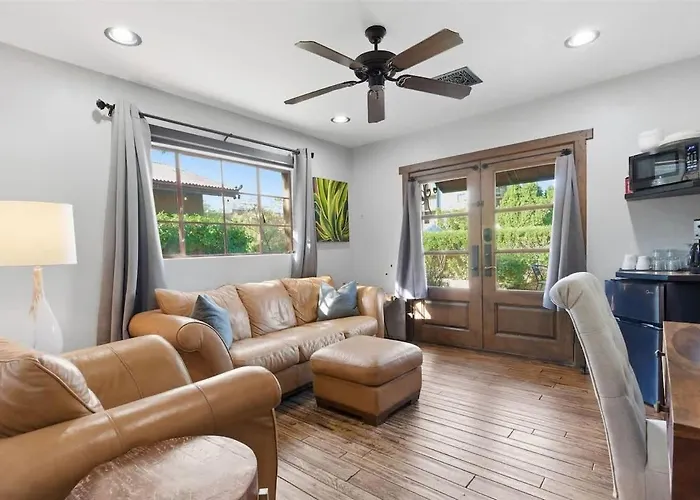 Orchard-4 Units-in Old Town-walk To Fashion Square Scottsdale