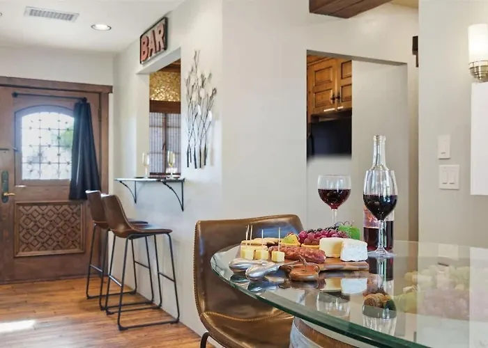 Orchard-4 Units-in Old Town-walk To Fashion Square