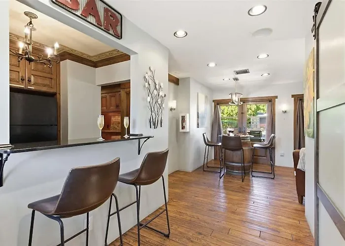 Orchard-4 Units-in Old Town-walk To Fashion Square Holiday home Scottsdale