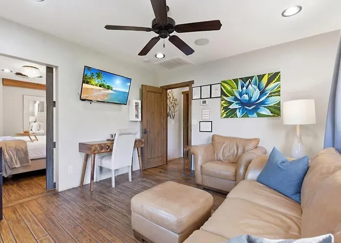 Holiday home Orchard-4 Units-in Old Town-walk To Fashion Square