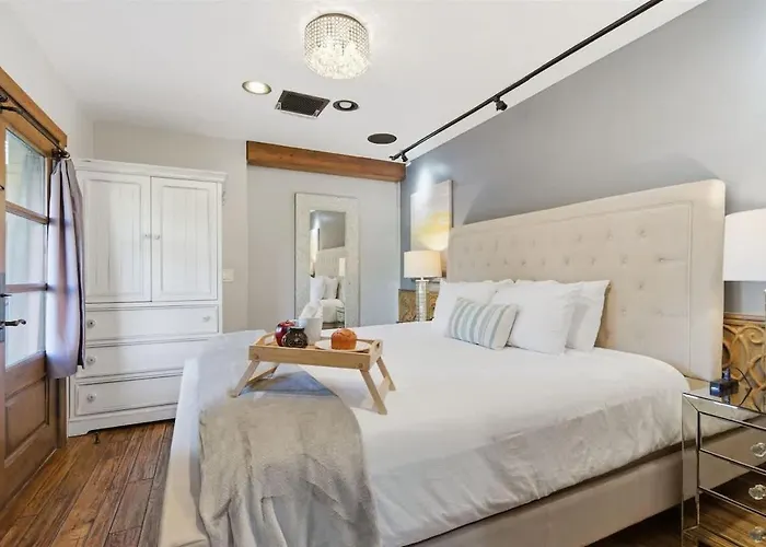 Orchard-4 Units-in Old Town-walk To Fashion Square * Scottsdale